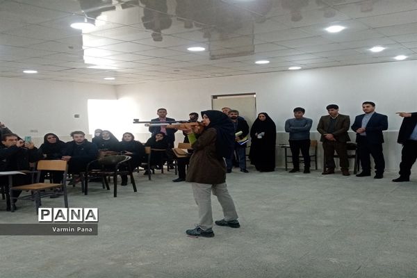 بازدید معاون تربیت بدنی  شهرستان های استان تهران از مدارس شهرستان ورامین