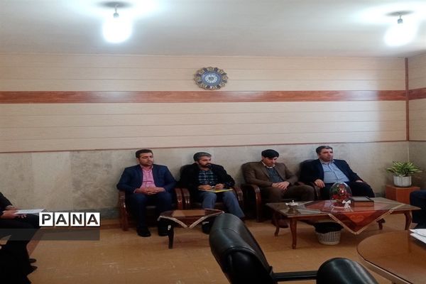 بازدید معاون تربیت بدنی  شهرستان های استان تهران از مدارس شهرستان ورامین