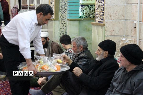 برگزاری مراسم اعیاد شعبانیه در مساجد زنجان