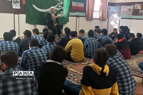 جشن میلاد سرداران کربلا و اعیاد شعبانیه در دبیرستان شهید بهشتی رودهن