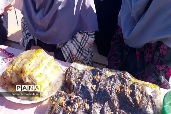 برپایی بازارچه محلی به‌مناسبت هفته معرفی مشاغل در مدارس شادگان