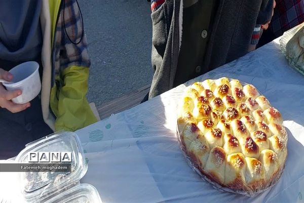 برپایی بازارچه محلی به‌مناسبت هفته معرفی مشاغل در مدارس شادگان