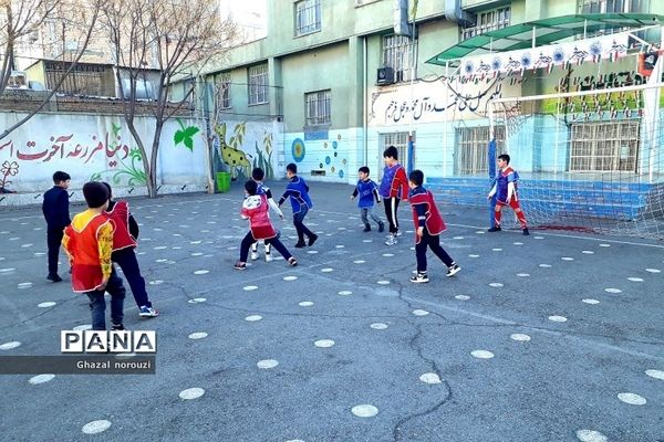 برگزاری المپیاد درون مدرسه‌ای در دبستان کشاورز بهارستان ۲