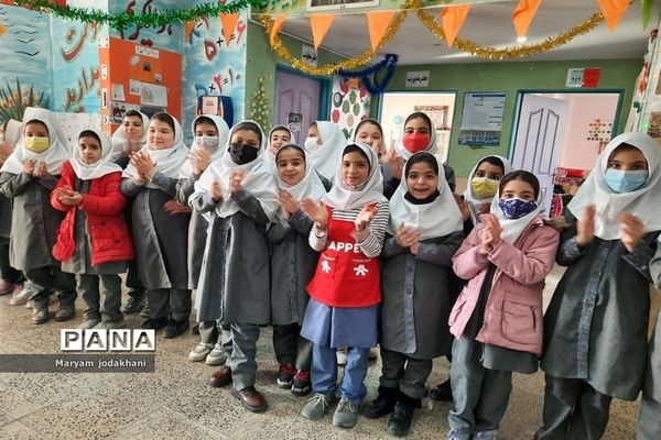 جشن اعیاد شعبانیه در دبستان ایران جانمحمدی صفادشت