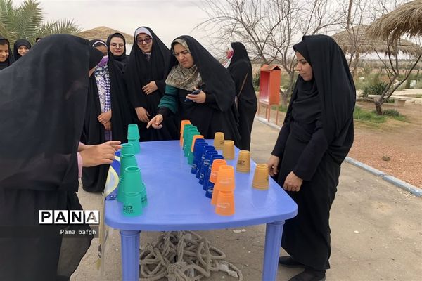 همایش پیاده‌روی خانوادگی کارکنان و استادان دانشگاه آزاد اسلامی واحد بافق