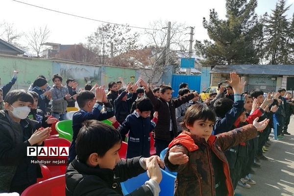 جشن‌میلاد حضرت ابوالفضل(ع)‌در دبستان شهدای کریتون۲ رودهن