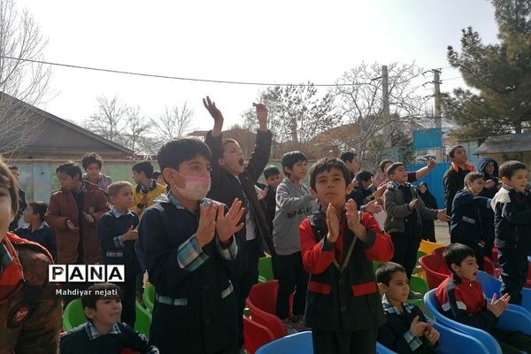 جشن‌میلاد حضرت ابوالفضل(ع)‌در دبستان شهدای کریتون۲ رودهن