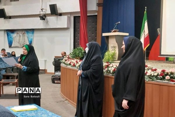 بدرقه دانش‌آموزان زیارت اولی شهر تهران