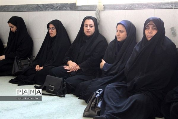 دیدار معاونان و مربیان تربیتی با امام جمعه گلوگاه