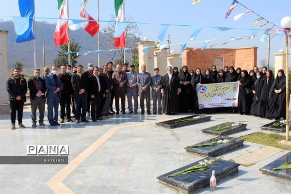 غبارروبی مزار شهدای گمنام گلوگاه در روز امور تربیتی