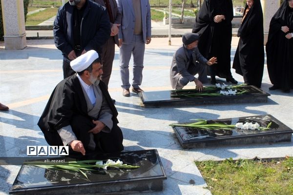 غبارروبی مزار شهدای گمنام گلوگاه در روز امور تربیتی