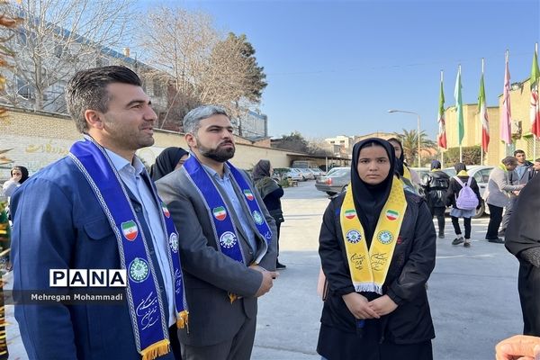 اعزام دختران گلستانی به مشهد مقدس