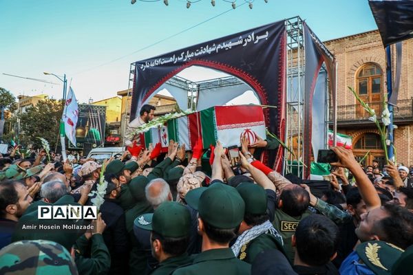 اجتماع عظیم امت رسول‌الله(ص) و آیین تشییع پیکر شهید اغتشاشات اخیر «عباس فاطمیه»