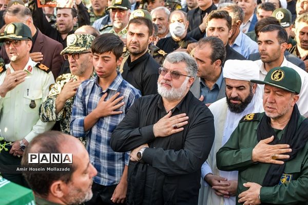 اجتماع عظیم امت رسول‌الله(ص) و آیین تشییع پیکر شهید اغتشاشات اخیر «عباس فاطمیه»