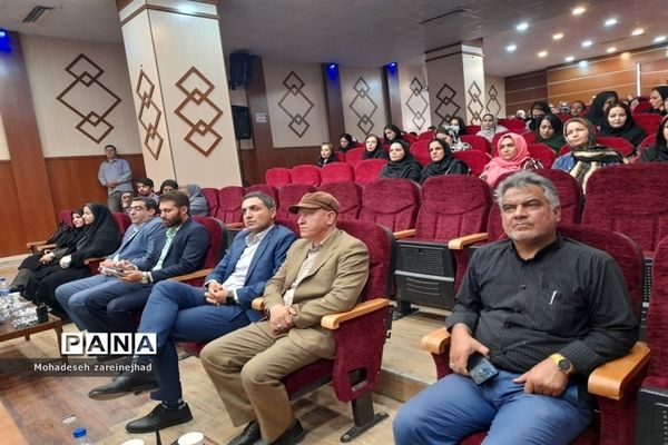 همایش سفیران مهر ویژه رانندگان سرویس مدارس شهرستان قرچک