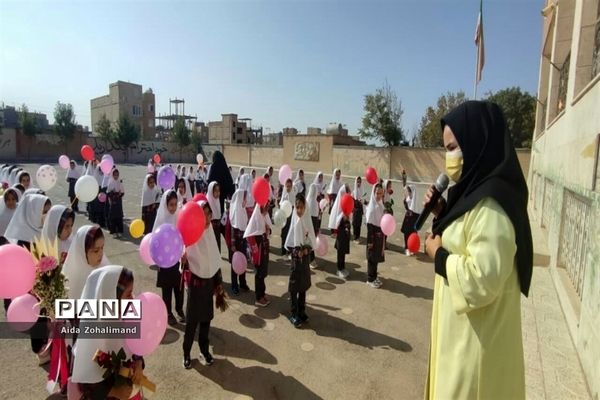 استقبال از دانش‌آموزان مدرسه توفیق شهرستان رباط‌کریم