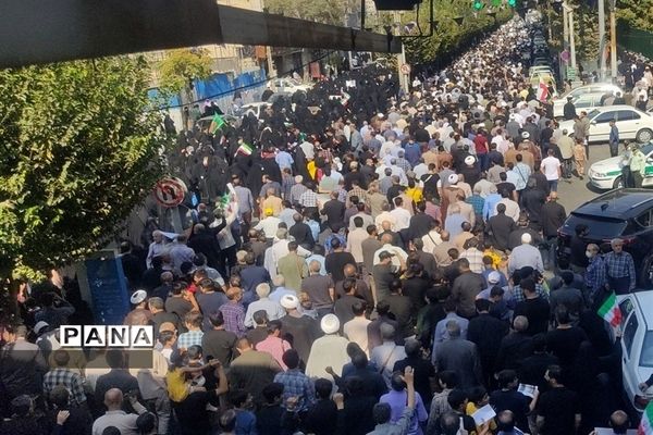 راهپیمایی مردمی علیه اغتشاشگران در تمامی نواحی و مناطق استان البرز