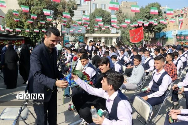 برگزاری آیین‌ بازگشایی مدارس ناحیه دو شهرری