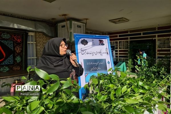 ‌زنگ مهر در دبیرستان زینبیه منطقه ۱۳ با حضور پرشور دانش‌آموزان نواخته شد