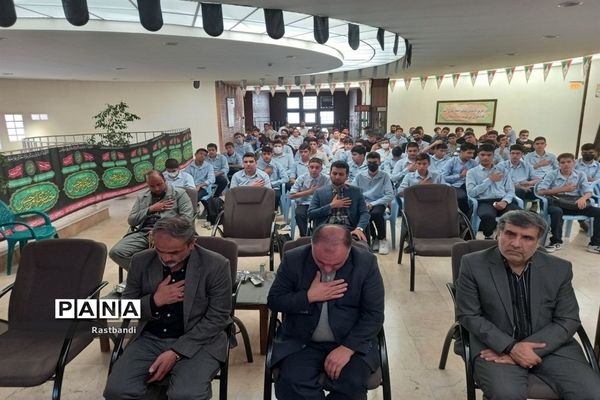 آیین بازگشایی مدارس و گرامیداشت هفته دفاع مقدس در هنرستان سپاه منطقه ۱۳