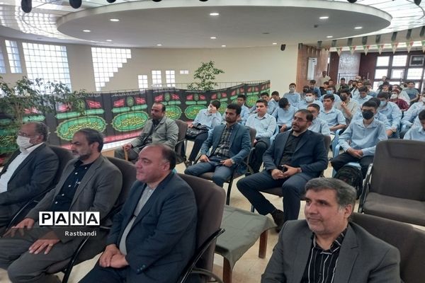 آیین بازگشایی مدارس و گرامیداشت هفته دفاع مقدس در هنرستان سپاه منطقه ۱۳