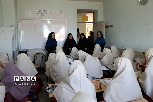 بازدید معاون وزیر آموزش و پرورش از مدارس آذربایجان غربی