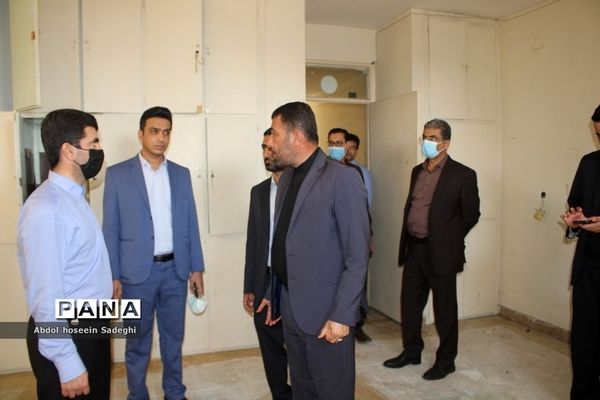 بازدید معاون تربیت‌بدنی و سلامت وزارت آموزش و پرورش از خوابگاه ورزشی شهدای دانش آموز بوشهر