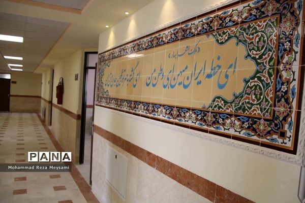 آیین افتتاح دبستان ۶ کلاسه برکت روستای رکن‌آباد شهرستان سمنان