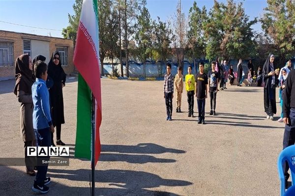 نواخته شدن زنگ آغاز سال تحصیلی در مدارس سورمق