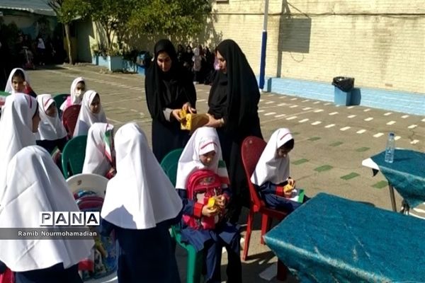 آیین بازگشائی مدارس و نواختن زنگ مهر در مدارس منطقه 9