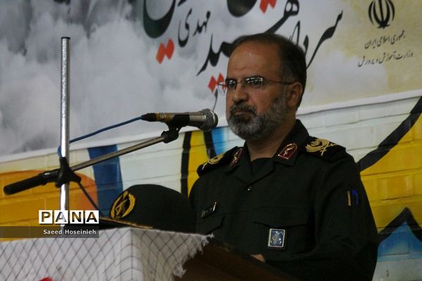 صبحگاه مشترک فرهنگیان بسیجی قم در هفته دفاع مقدس-2