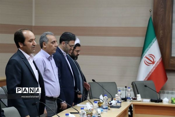 جلسه هماهنگی شور عاطفه‌ها در تالار معلم تبریز