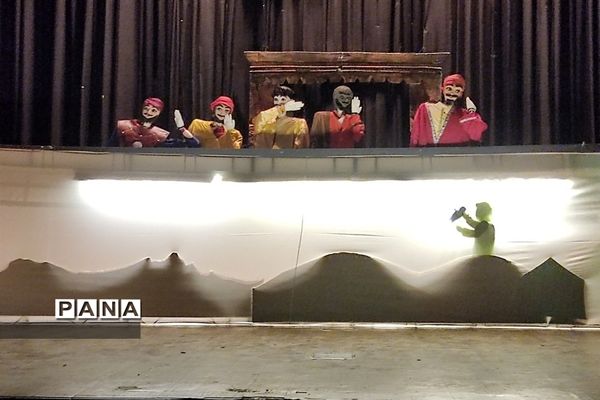 اجرای نمایش عروسکی « تیر و عطش » در ابرکوه