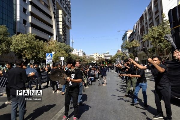 بزرگترین اجتماع دوست‌داران امام رضا(ع) در مشهد