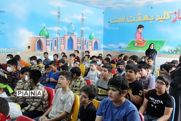 برگزاری همایش کبوتران حرم در شیراز
