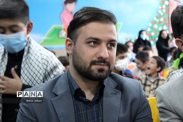 برگزاری همایش کبوتران حرم در شیراز