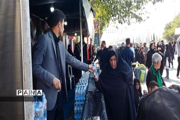 پذیرایی موکب‌ها در روز شهادت امام رضا علیه السلام