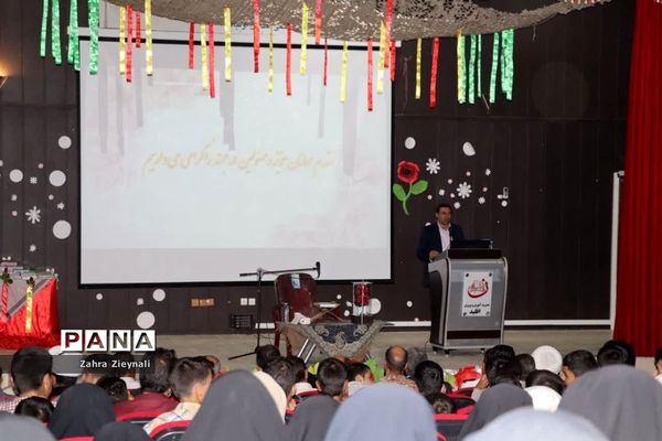 برگزاری اولین یادواره شهدای مدافع حرم در شهرستان اقلید