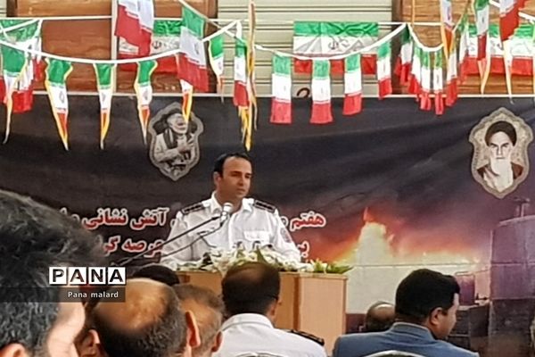 گرامیداشت روز آتش نشانی توسط دانش‌آموزان دبیرستان شهید همت ملارد