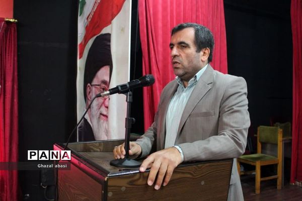 جلسه مدیران مدارس شهرستان محمودآباد