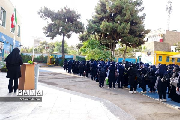 اولین روز سال تحصیلی در مدارس مشهد