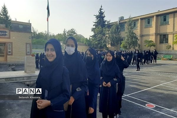 مراسم بازگشایی مدارس در دبیرستان یاس مشهد