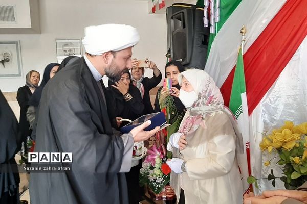 بازگشایی مدرسه خیرساز مهرآفرین در روستای مهرآباد رودهن