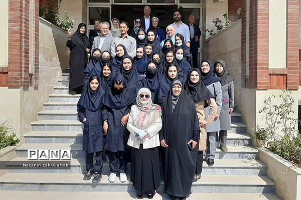 بازگشایی مدرسه خیرساز مهرآفرین در روستای مهرآباد رودهن