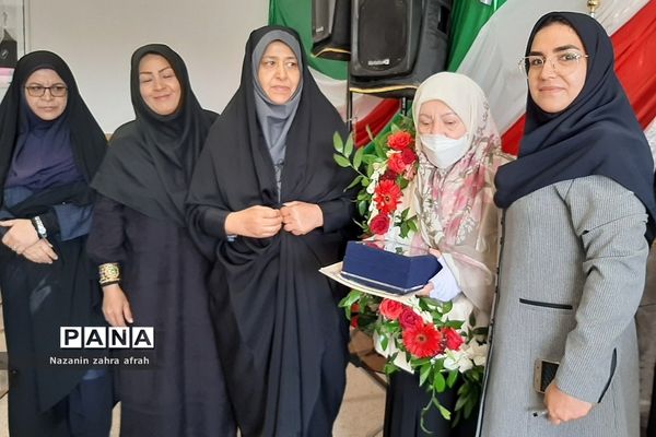 بازگشایی مدرسه خیرساز مهرآفرین در روستای مهرآباد رودهن