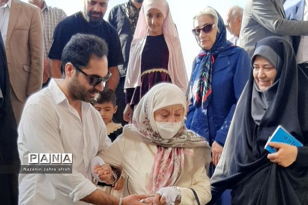 بازگشایی مدرسه خیرساز مهرآفرین در روستای مهرآباد رودهن