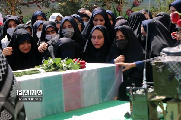تشییع شهید گمنام درمدرسه شاهد نجمیه قم