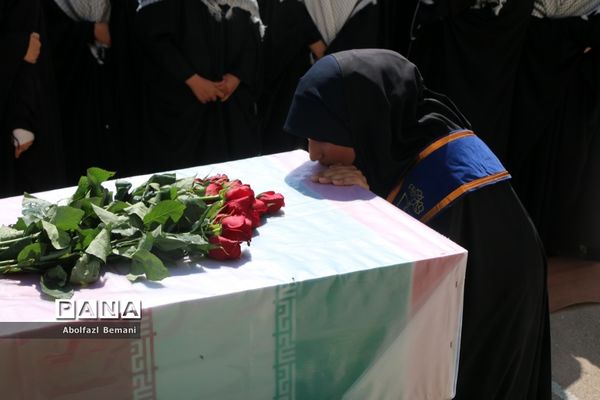 تشییع شهید گمنام درمدرسه شاهد نجمیه قم