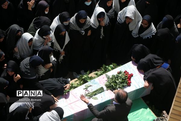 تشییع شهید گمنام درمدرسه شاهد نجمیه قم