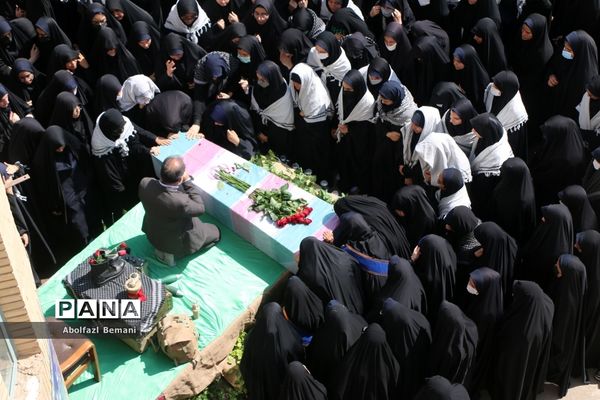 تشییع شهید گمنام درمدرسه شاهد نجمیه قم